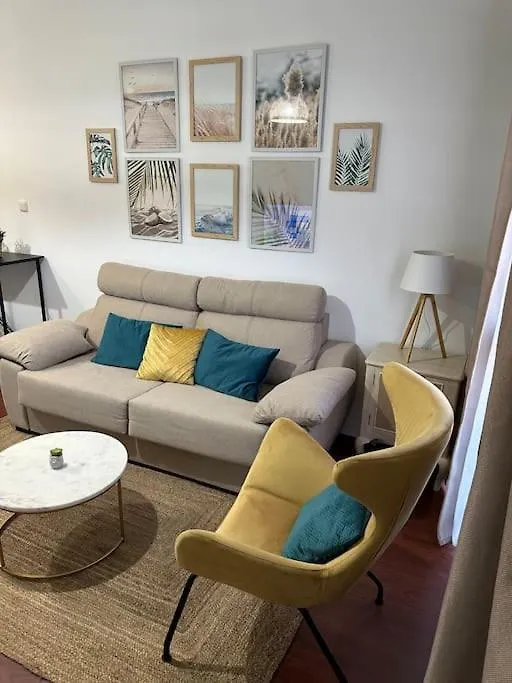 Dalias Suite توريمولينوس شقة